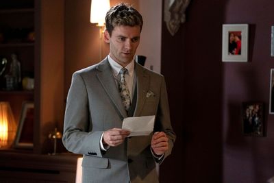 EastEnders spoilers: Peter asks Lauren to MARRY him!
