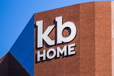 KB Home Gears Up For Q3 Print; Here Are The Recent Forecast Changes From Wall Street's Most Accurate Analysts