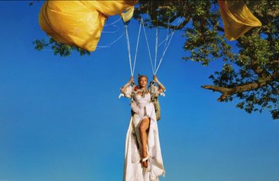 Doja Cat hits back at 'harsh criticism' of her Vie album cover