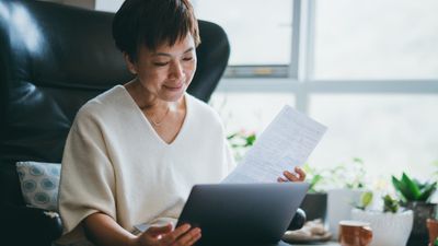 6 Tips for Solo Retirees To Stretch Their Social Security Checks