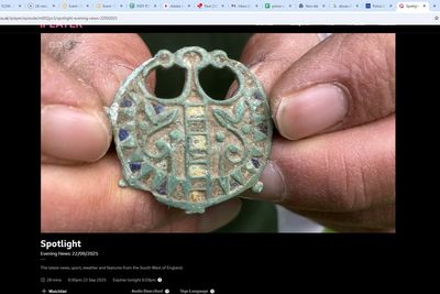 Metal detectorist unearths ‘kid’s toy’ – then finds out it is a rare 2,000-year-old brooch