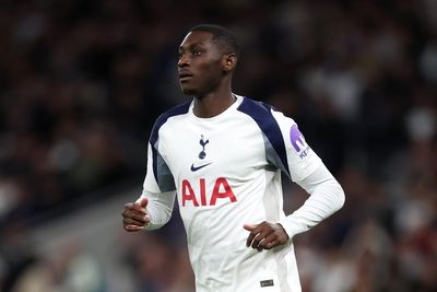 Tottenham: Randal Kolo Muani's first Spurs start delayed as Thomas Frank issues injury update
