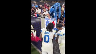 Jahmyr Gibbs, David Montgomery Signed Fitting Fan Poster After Big Night vs. Ravens