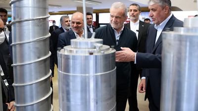 Iran and Europe in last-ditch push to avert UN sanctions showdown