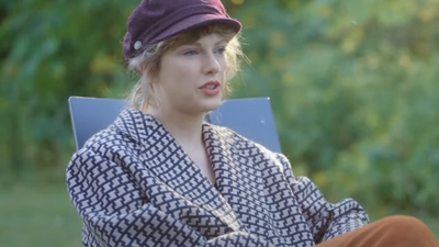 Here's Every Time Taylor Swift Has Battled Stalkers — A History of Intrusions and Threats