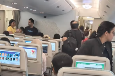 Trump’s new $100,000 H-1B visa policy causes chaos at San Francisco airport as passengers demand to leave plane