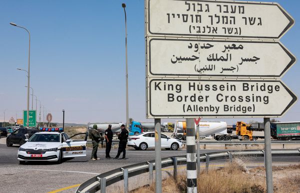 Israel shuts crossing that connects occupied West Bank to Jordan