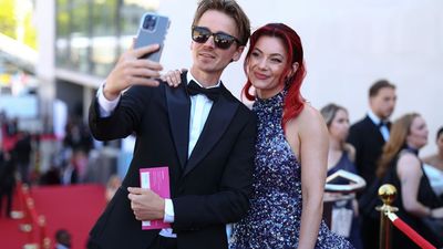 'I want to show that a woman's body is absolutely incredible' - Dianne Buswell on competing in Strictly while pregnant