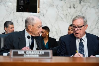 Trump's H-1B visa move comes after congressional inaction - Roll Call