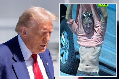 Ryan Routh stabs himself in the neck with a pen as he is found guilty of plotting the assassination of Donald Trump