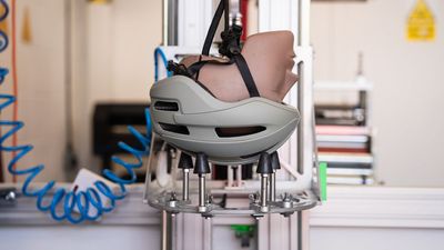 New Release Layer System for helmets tops safety rankings at first outing