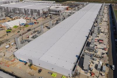 Microsoft’s new 'Fairwater' megafactory aims to revolutionize AI training — how the world’s most powerful datacenter works