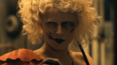 I Just Watched Maggie Gyllenhaal's The Bride Trailer, And I Love The Bonnie And Clyde Vibes This Frankenstein Movie Is Giving Off