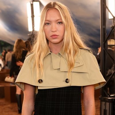 Lila Moss Gives Burberry's Signature Trench Coat a Cropped Makeover for London Fashion Week