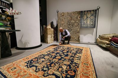 Iran's Carpet Industry Unravelling Under Sanctions