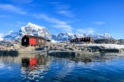 Team to spend Christmas on Antarctica in mission to conserve historic base