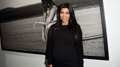 Kourtney Kardashian's modern living room is unlike anything I've ever seen before – it's unapologetic, playful, and has revitalized a 1920s color trend
