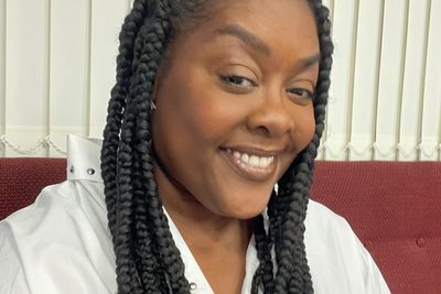 Mother diagnosed with incurable cancer after pain dismissed by doctors