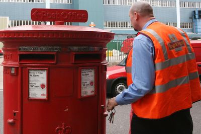 Disadvantaged pupils to get letters encouraging them to apply to university