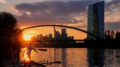 German business sentiment drops: Is the ambitious fiscal plan at risk?
