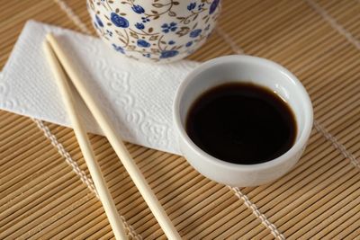 Cry over spilt soy: Canada sushi shop refuses to dole out extra sauce for patrons