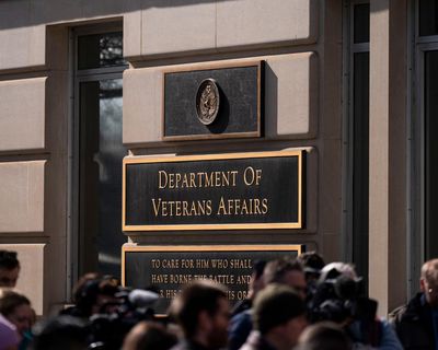 VA doctors warn cuts, privatization threaten veterans’ healthcare