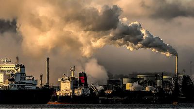 Former world leaders call for fossil fuel taxes to fund global climate action