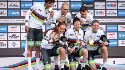 Australia beat France to keep mixed relay title at world championships in Kigali