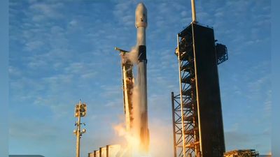 SpaceX launches 3 probes to study space weather and map the boundaries of our solar system (video)