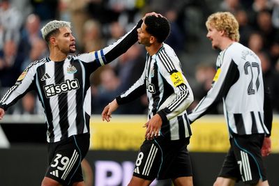 Newcastle hit four past Bradford as holders ease into fourth round