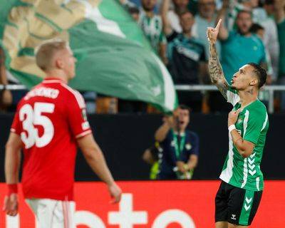 Antony swoops late for Betis to deny Nottingham Forest on European return