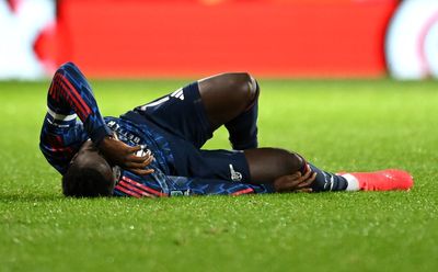 Mikel Arteta confirms no new Arsenal injuries after Bukayo Saka withdrawn early at Port Vale