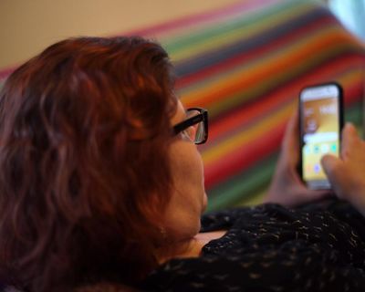 Mobile and broadband customers ‘losing out because of murky contract practices’