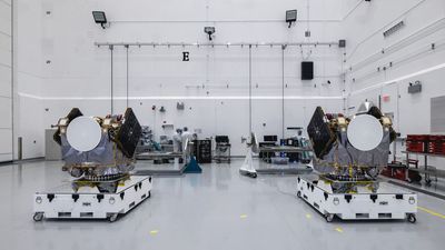 Twin Mars spacecraft arrive in Florida for launch on Blue Origin's powerful New Glenn rocket (photo)