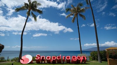 Qualcomm’s new Snapdragon 8 Elite Gen 5 will power the next Galaxy and phones that will hear and see everything