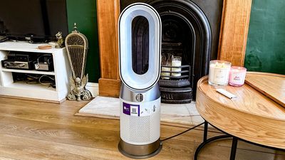 I tested the new Dyson Hot+Cool air purifier for a month, and it left my kitchen free of cooking smells in seconds