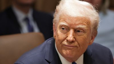Donald Trump’s bestie back to making his life harder after causing a scene right outside the White House