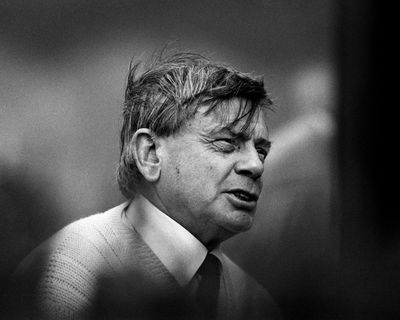 ‘A proper gent‘: people share memories of cricket umpire Dickie Bird