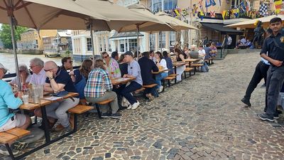 Victory for London pub loved by Charles Dickens against council in battle to keep riverside tables