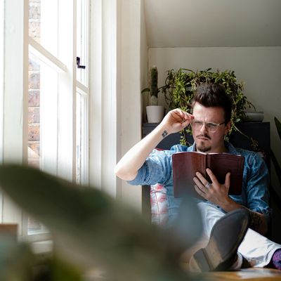 'Stop judging everyone': What men think about the performative male trope