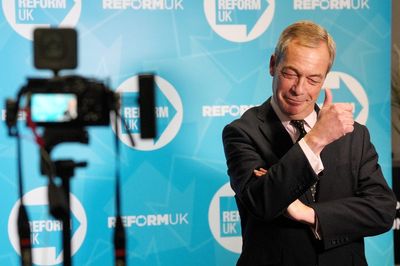 Reform are ‘cowards’ for banning journalists from speaking to council chief – PM