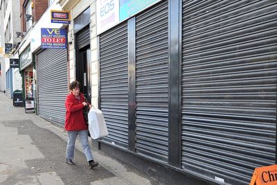 Communities gain power to block vape shops and save pubs in £5bn plan