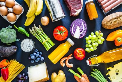 Surprising Foods to Enjoy and Avoid to Live Longer