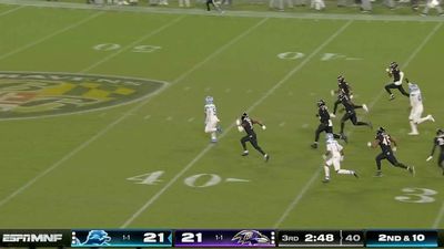 David Montgomery Shares How the Jumbotron Helped Him on 72-Yard Run vs. Ravens