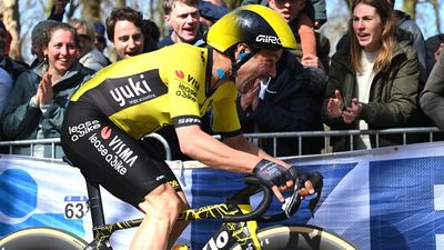 'Minimum ventilation requirements, a ban on obstructing the riders’ ears, and a ban on visors' - UCI clamps down on TT helmets in mass-start races