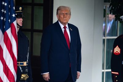 White House ramps up pressure on Democrats’ shutdown strategy - Roll Call