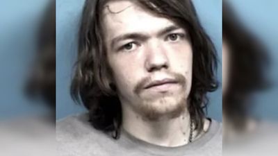 ‘Doesn’t make sense’: Kansas City Chiefs sweatshirt blamed for brutal murder in Missouri