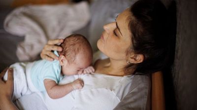 Women are at higher risk of two mental health problems in the weeks after childbirth, study finds