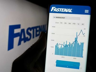 Earnings Preview: What To Expect From Fastenal's Report