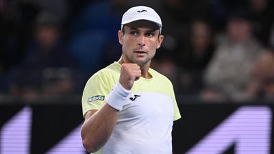 Former Tokyo winner firms for Turin, Vukic into QFs